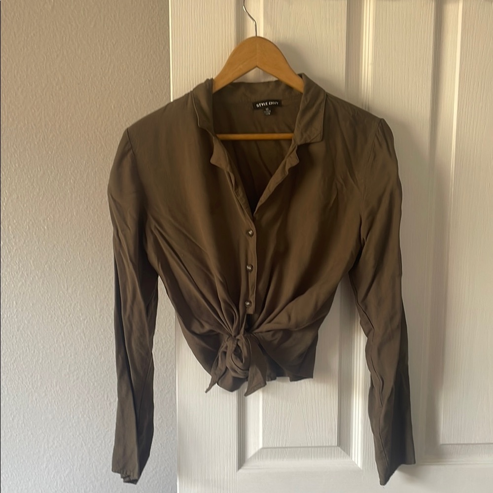 Style Envy Brown Tan Long Sleeve Crop Button Down
